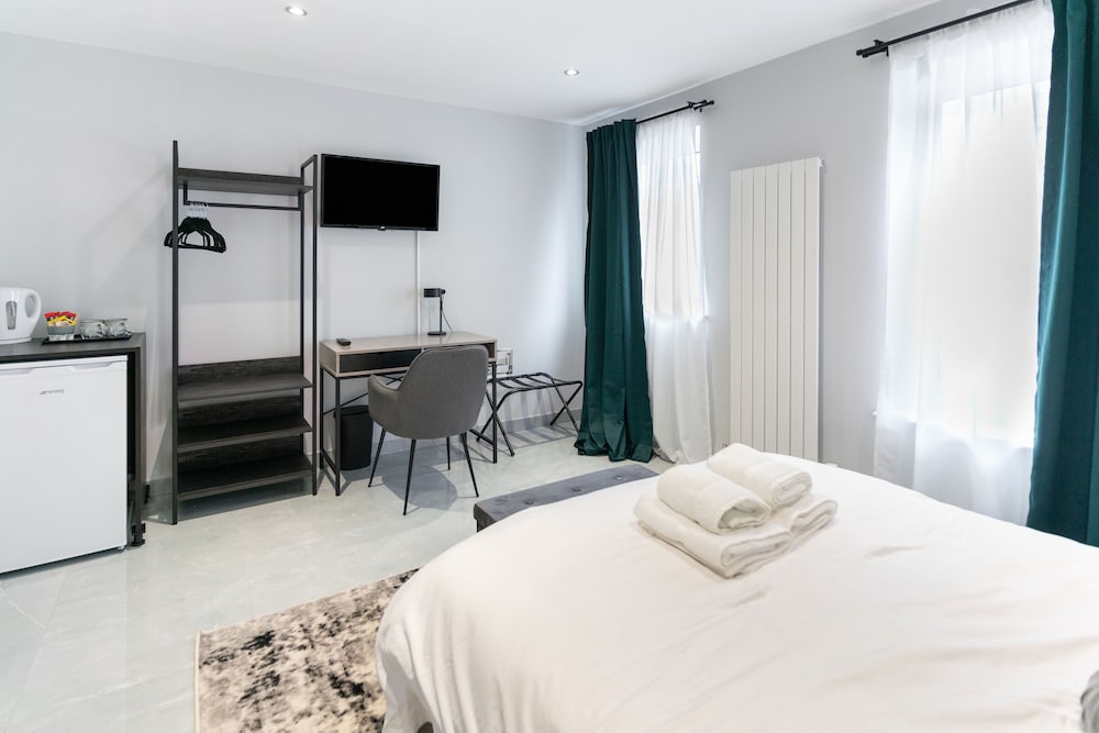 Фото Luxury 5bd Guesthouse