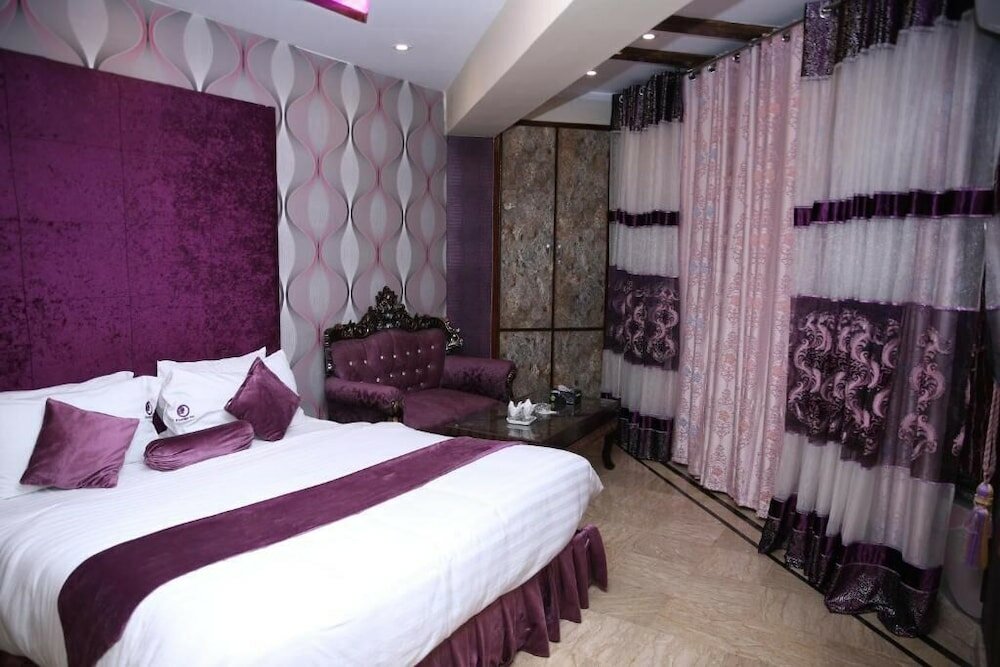 Фото Premier Inn Gulberg Lahore
