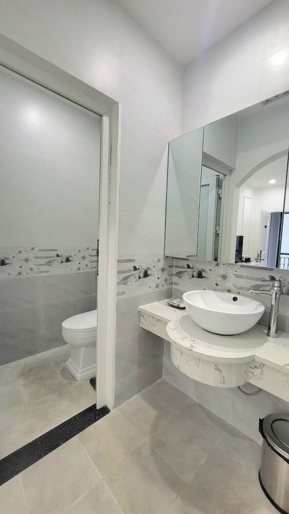 Фото Amy Hotel And Apartment Hue