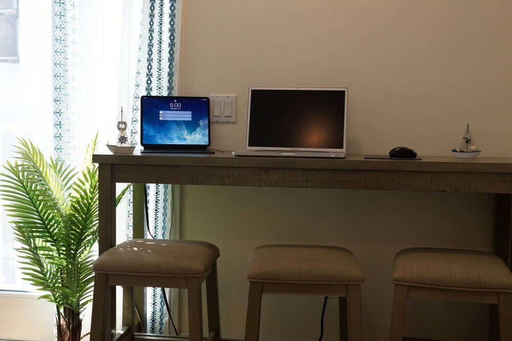 Фото Yachtsman's Cove with 3-Levels