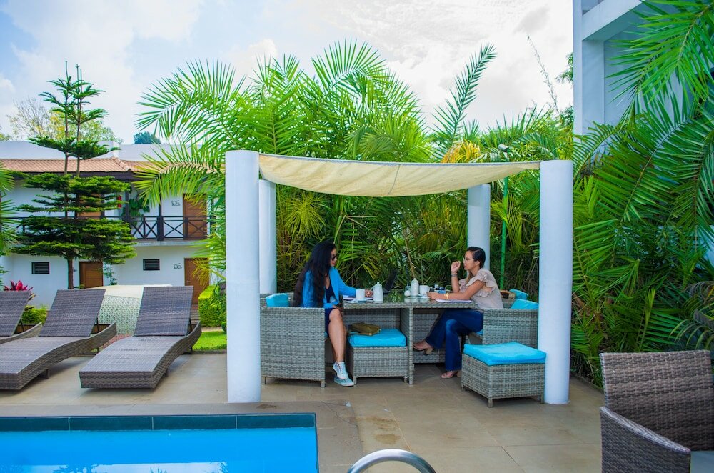 Фото Ikopa Hôtel