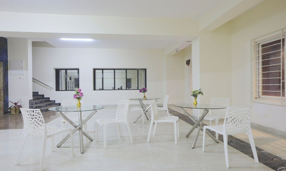 Фото Treebo Trend Naaz Royal