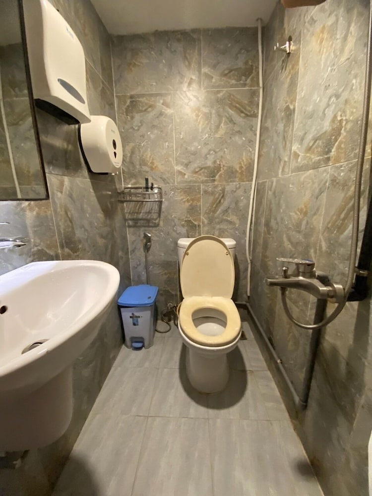 Фото Viet Star Buffet Club & Marvel Hostel