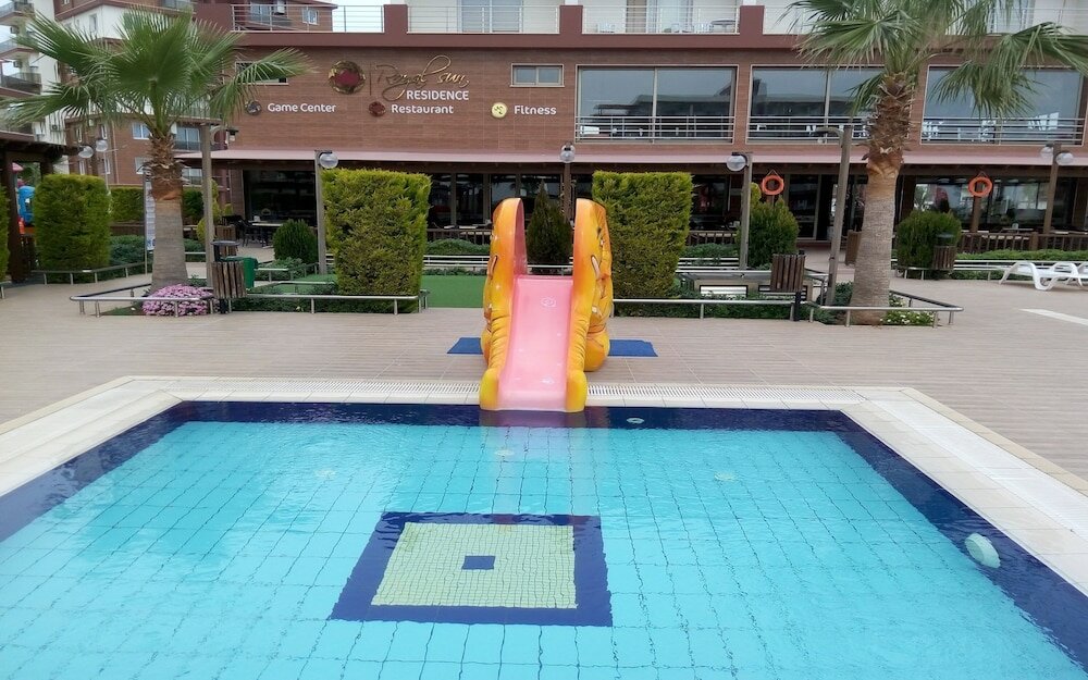 Фото Studio Apartment at Longbeach