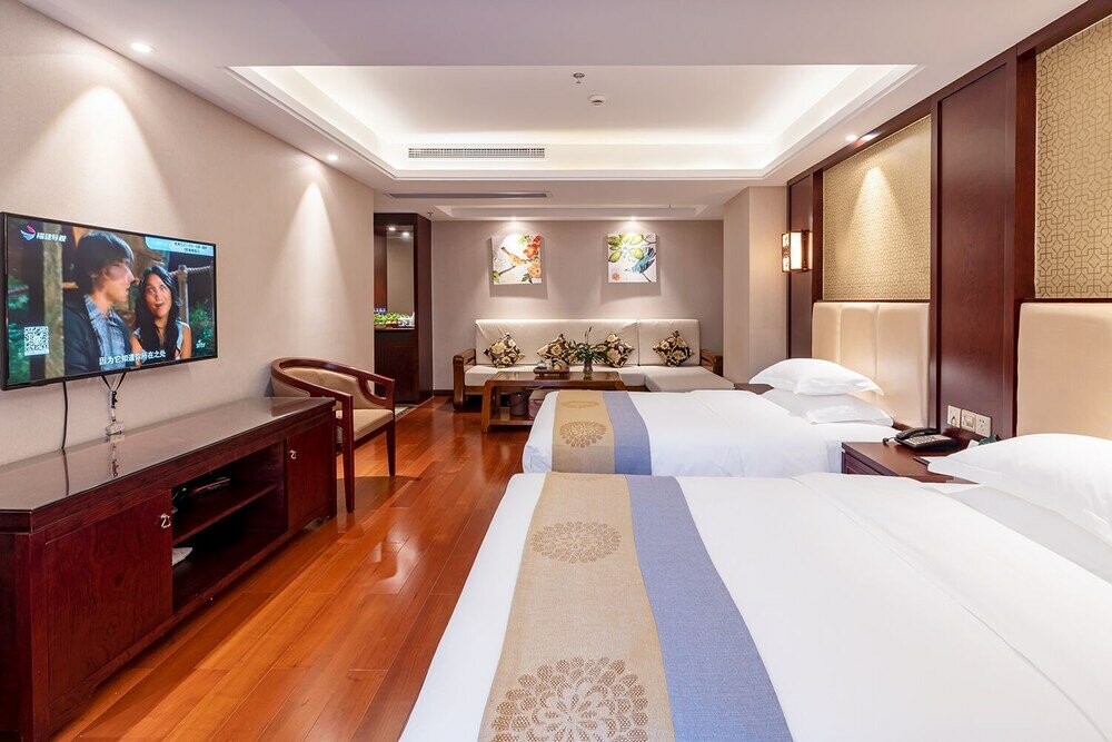 Фото Zongrui Hotel