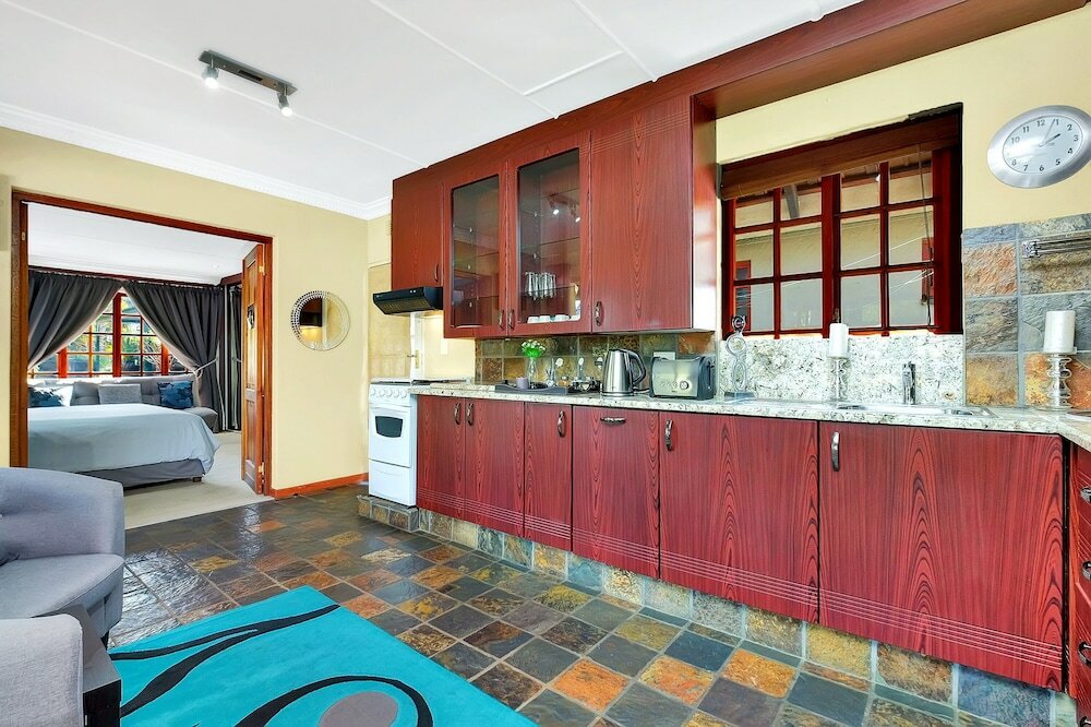 Фото Staniland Guesthouse