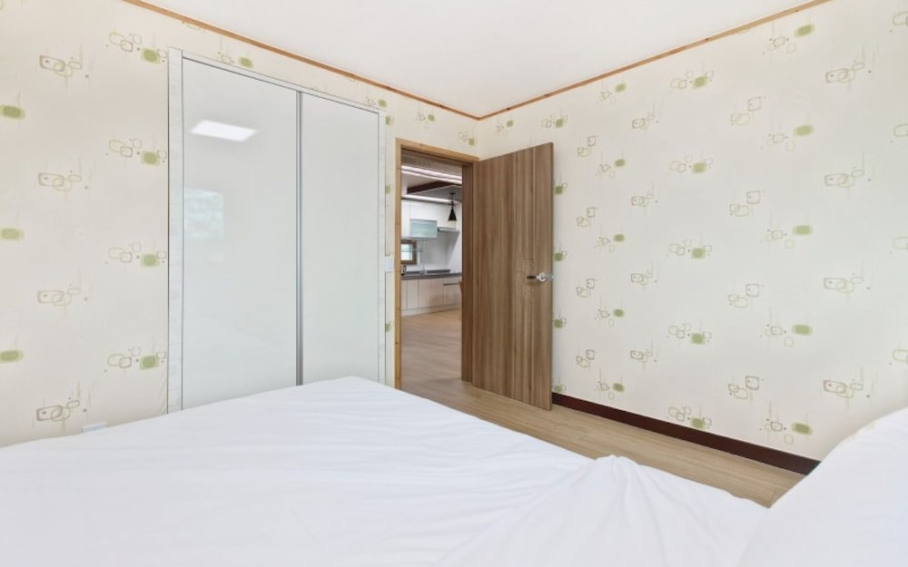 Фото Eunseok Healing Maeul Pensionn