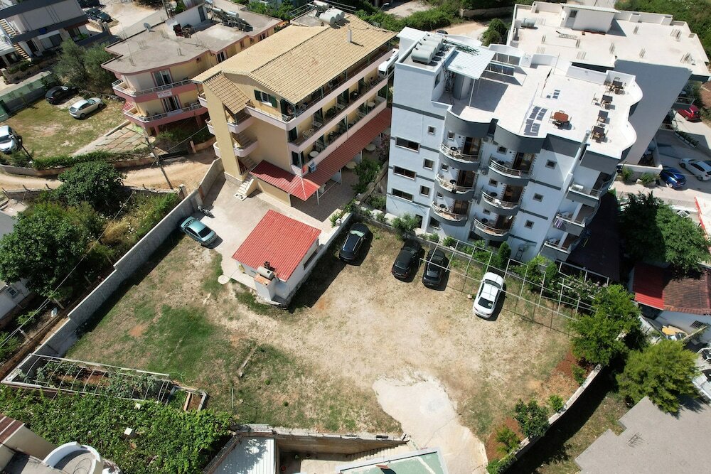 Фото Esmerald Hotel