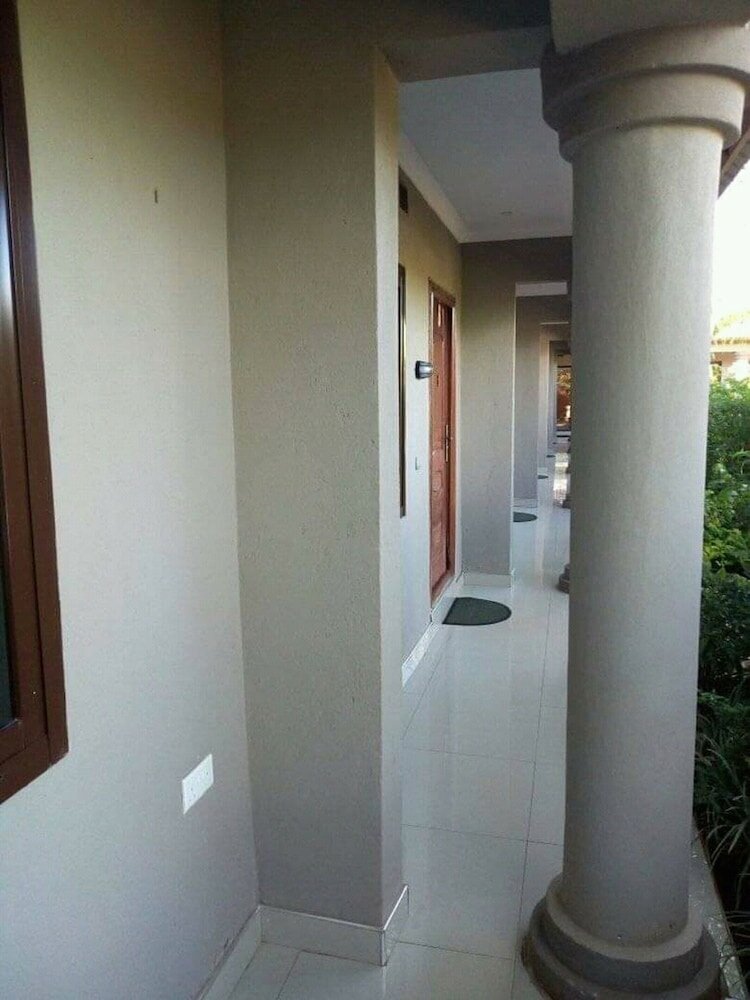 Фото Manjazi Hotels