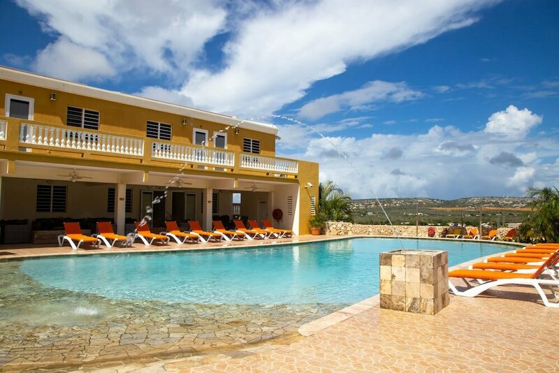 Гостиница Hillside Resort