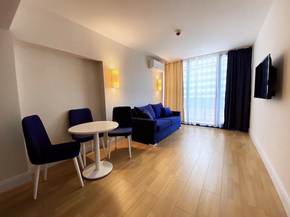 Фото Двухкомнатные апартаменты Orbi City, 27 этаж, вид на горы и море	