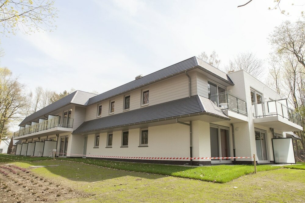 Фото Holiday Suites Limburg