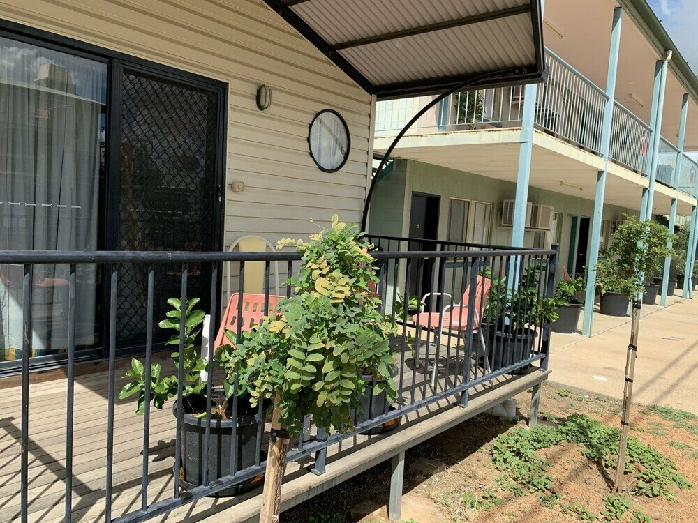 Hotel Central Motel, Longreach, photo