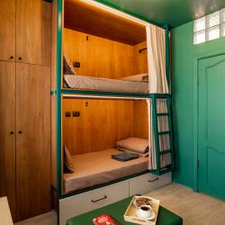 Фото Грифон