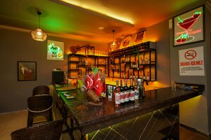 Le Carne Restaurant Cafe & Bar (Antalya, Alanya, Atatürk Blv., 113), restaurant