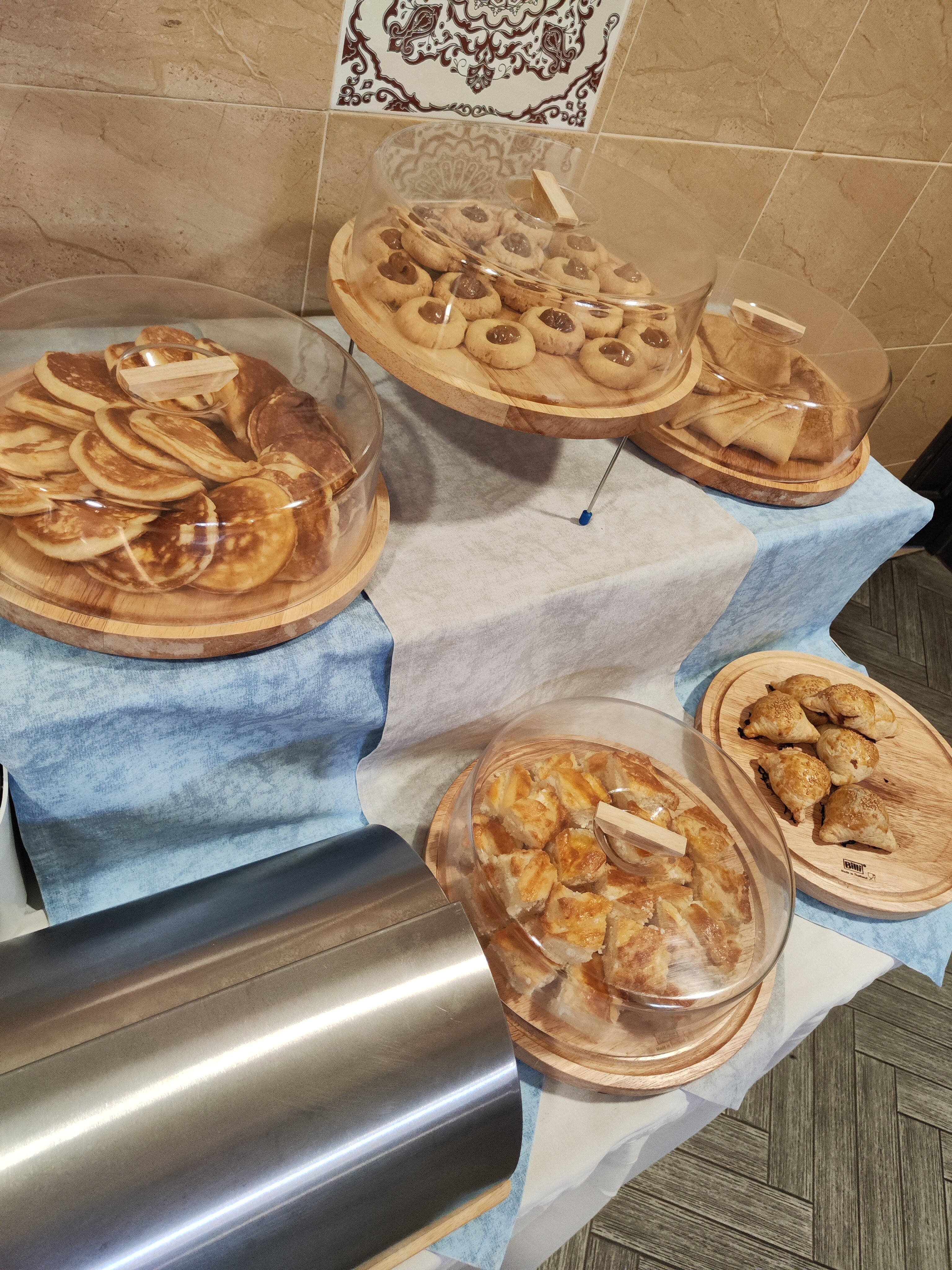 Фото Rasoda Hotel