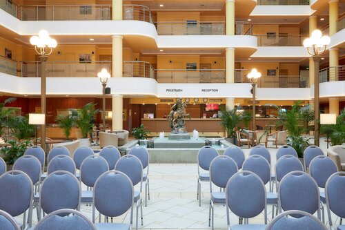 Гостиница Azimut Отель Ярославль в Ярославской области