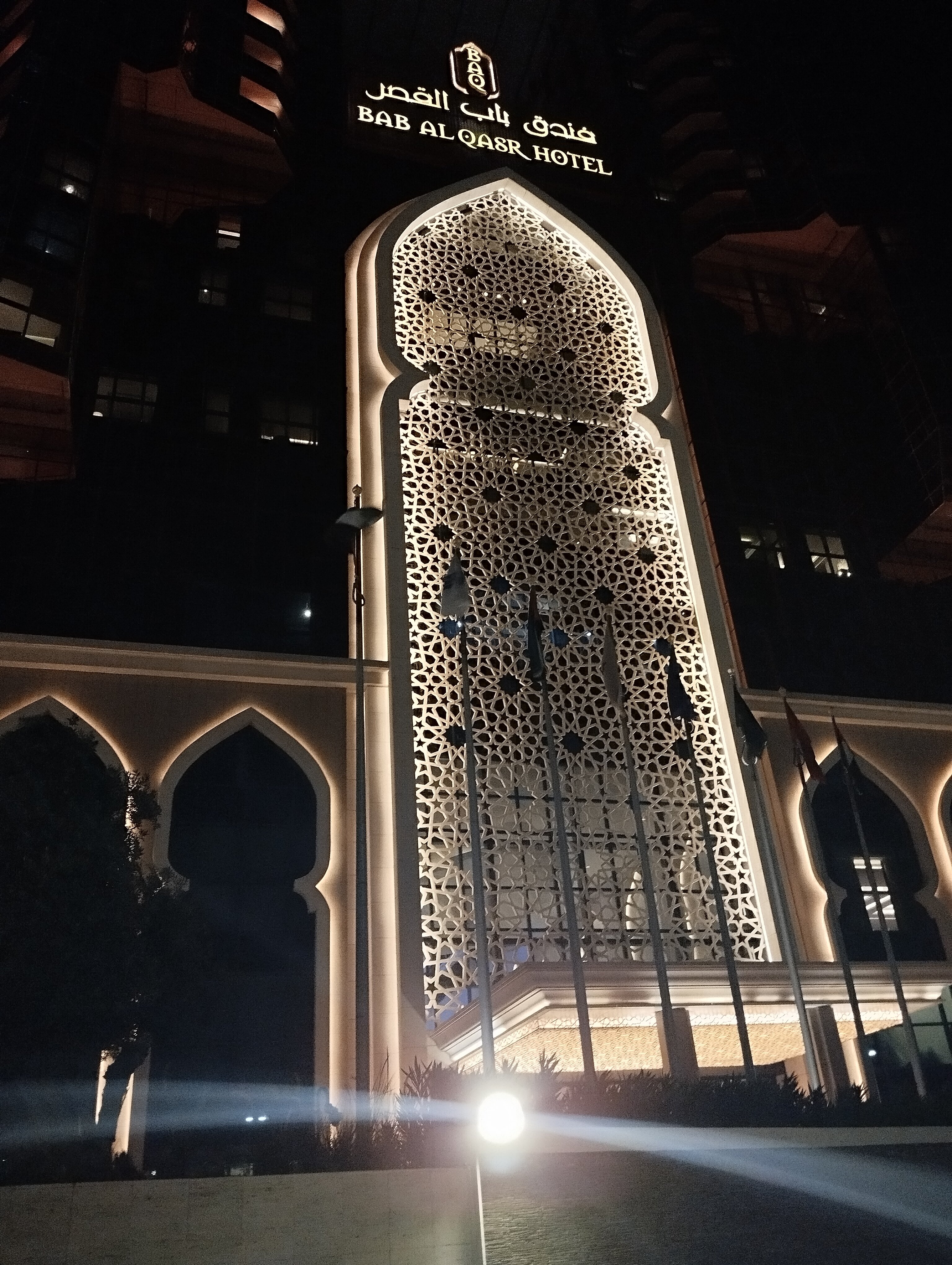 Фото Bab Al Qasr Hotel
