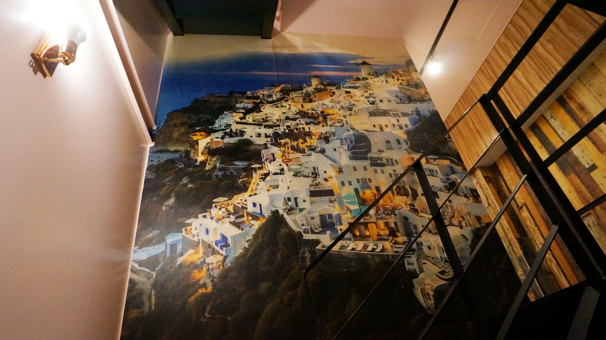 Фото Capsule Majung