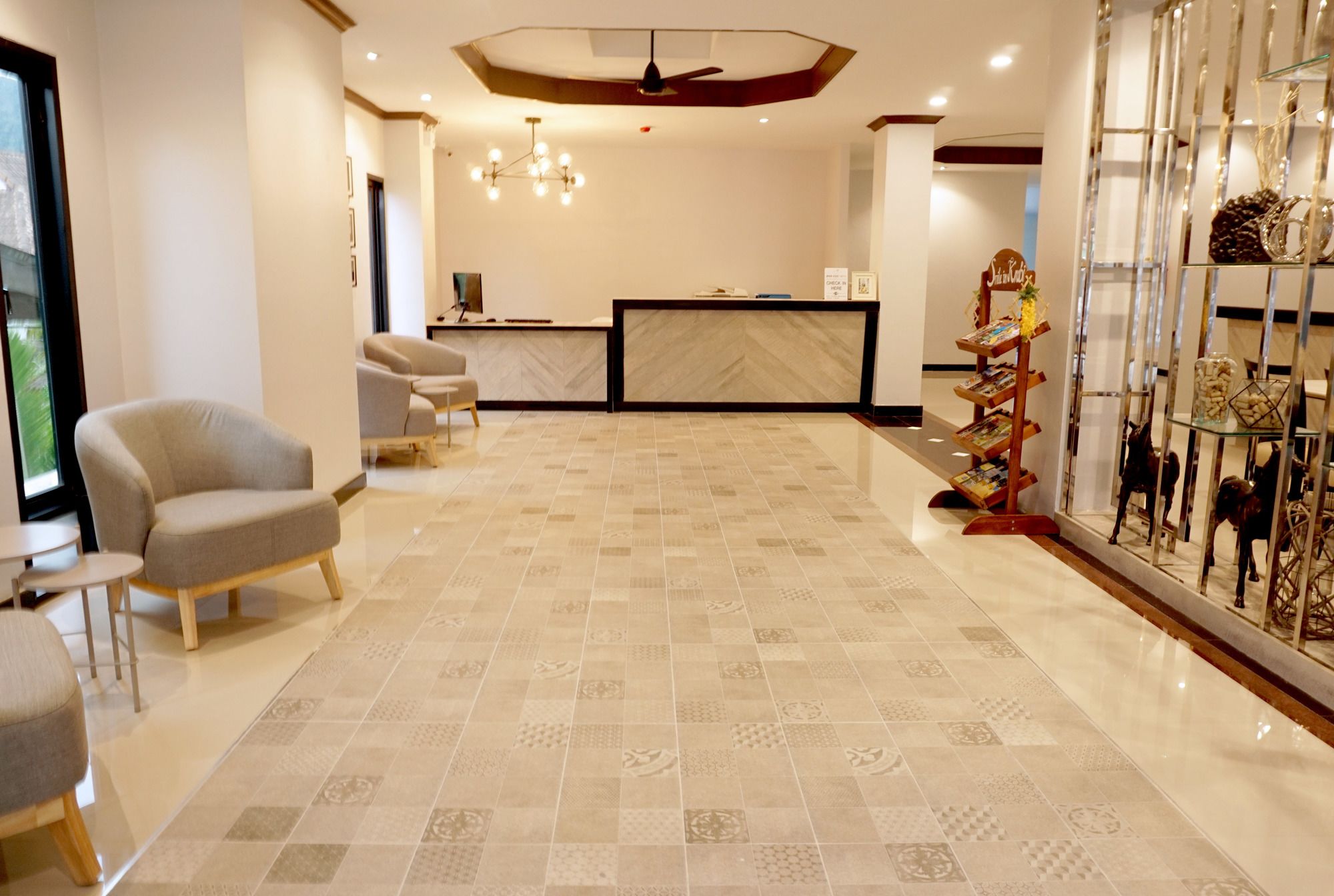 Фото The Moon Night AO nang Hotel