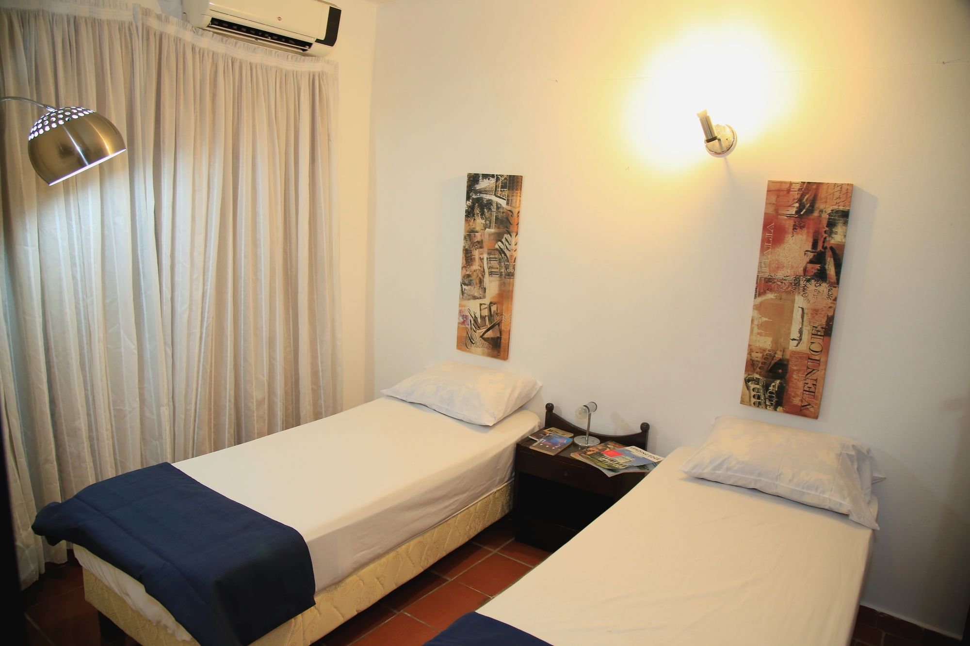 Фото Costanera Hostel Asuncion