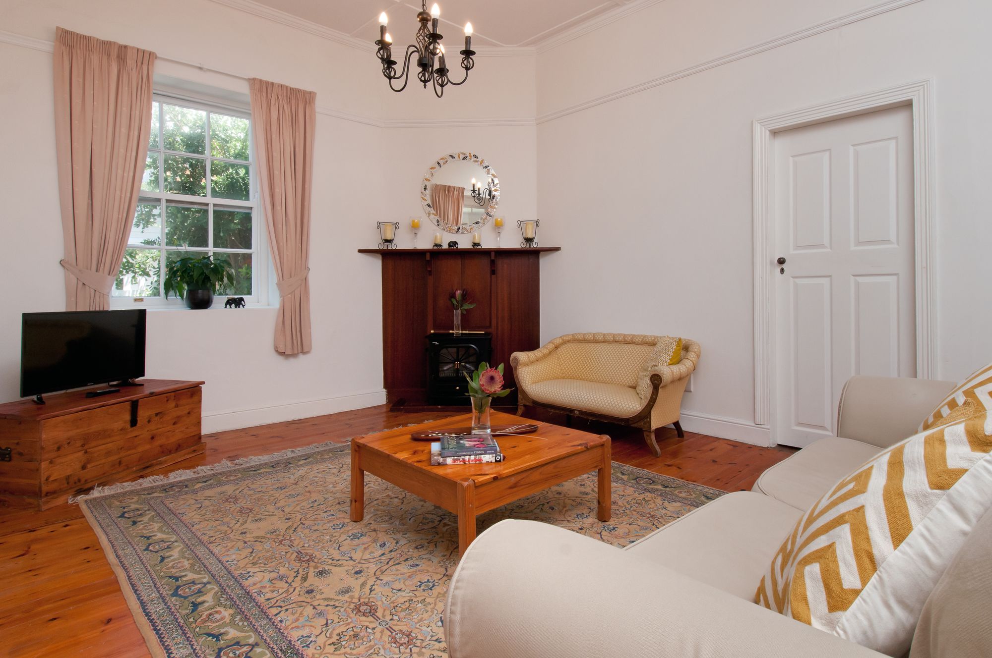 Фото Cliff Cottage