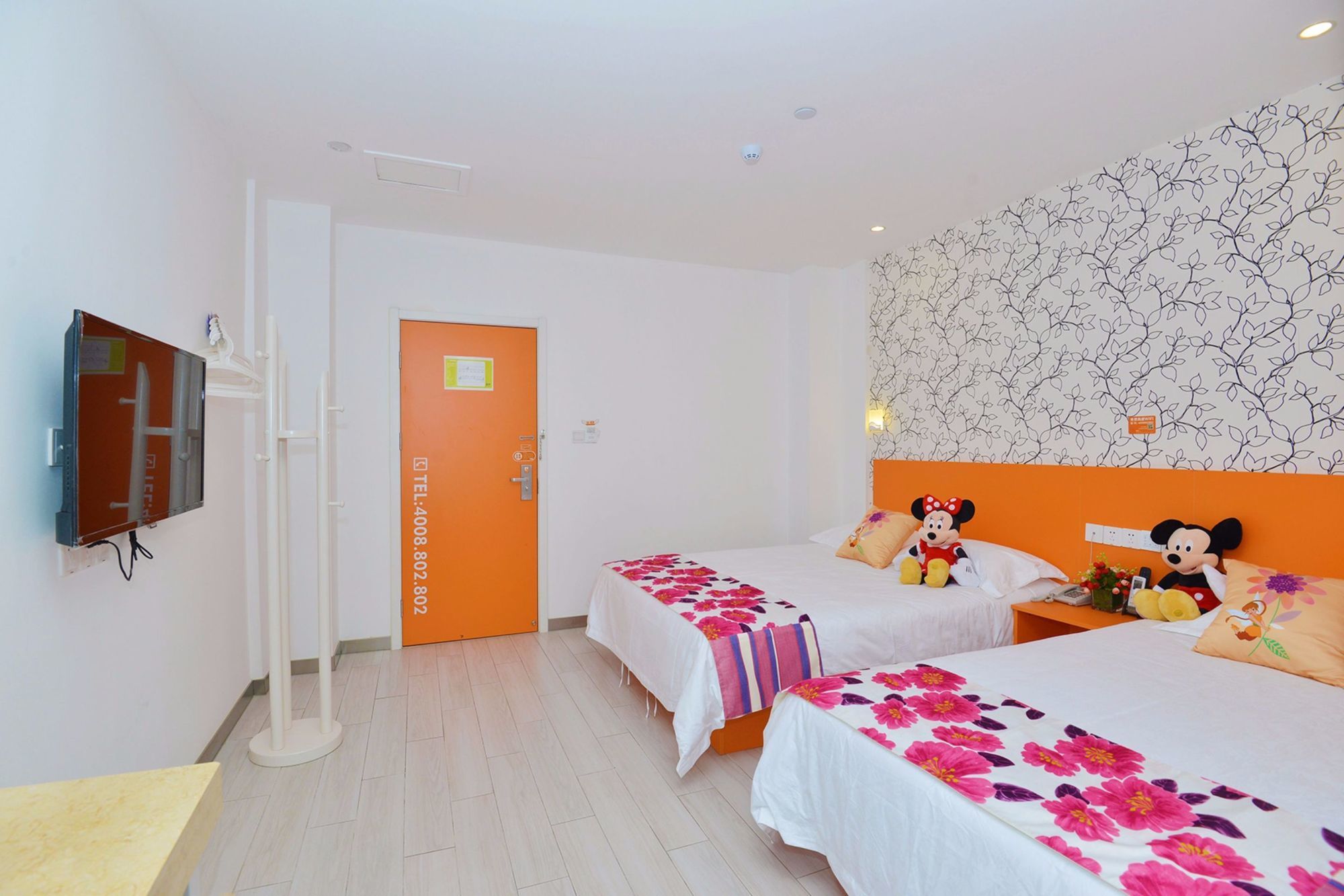 Фото Lijing Selected Hotel