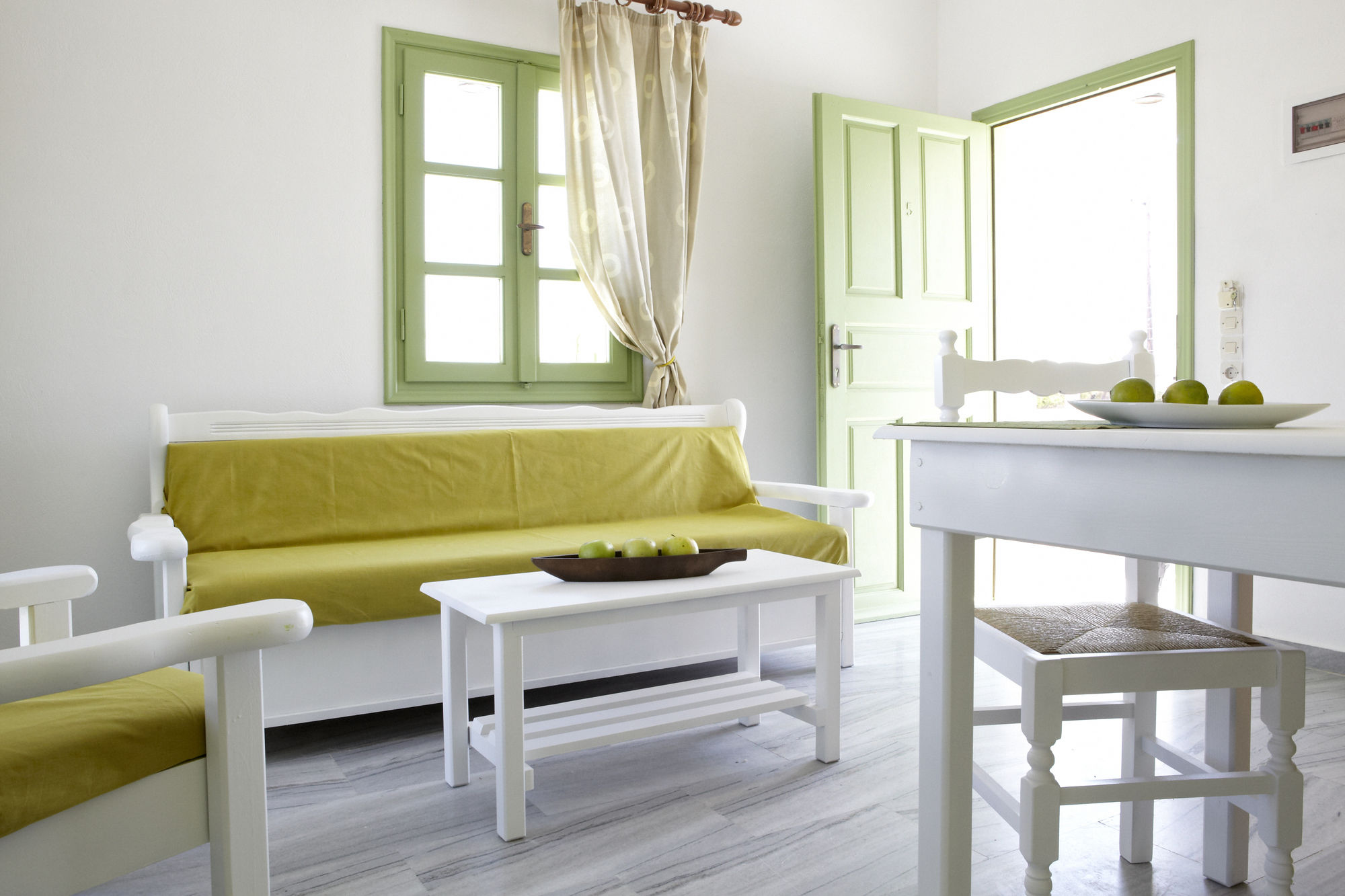 Фото Ambeli Apartments