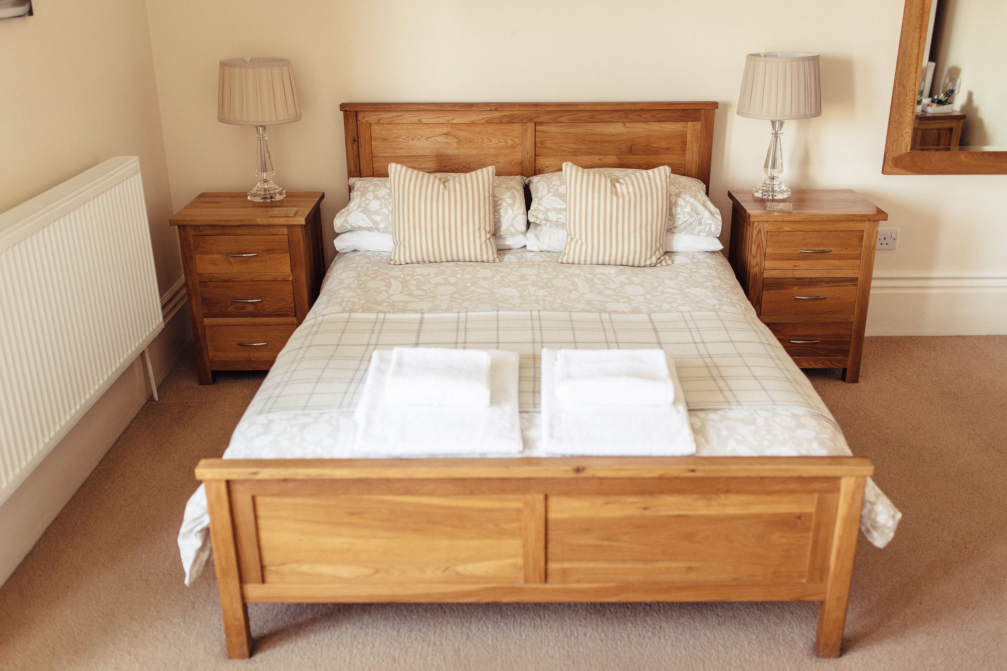 Фото The Caledon