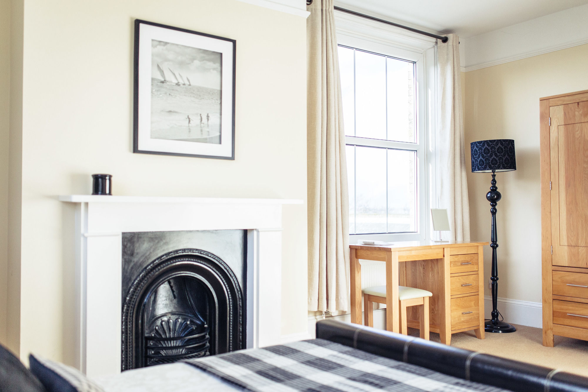 Фото The Caledon