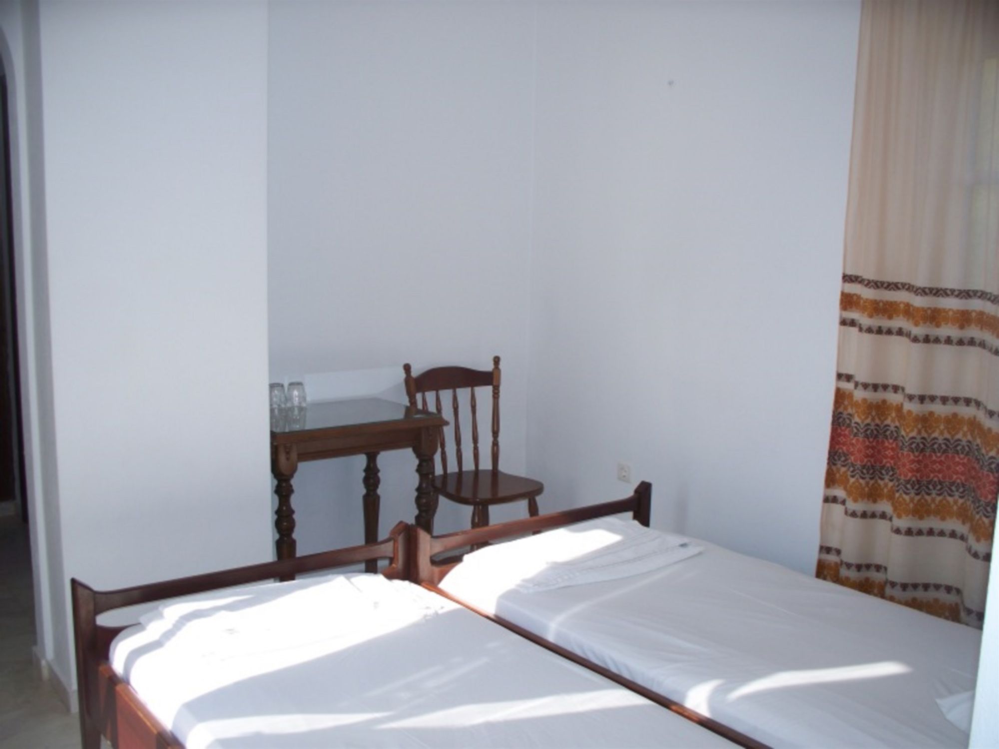 Фото Adonis Hotel Naxos