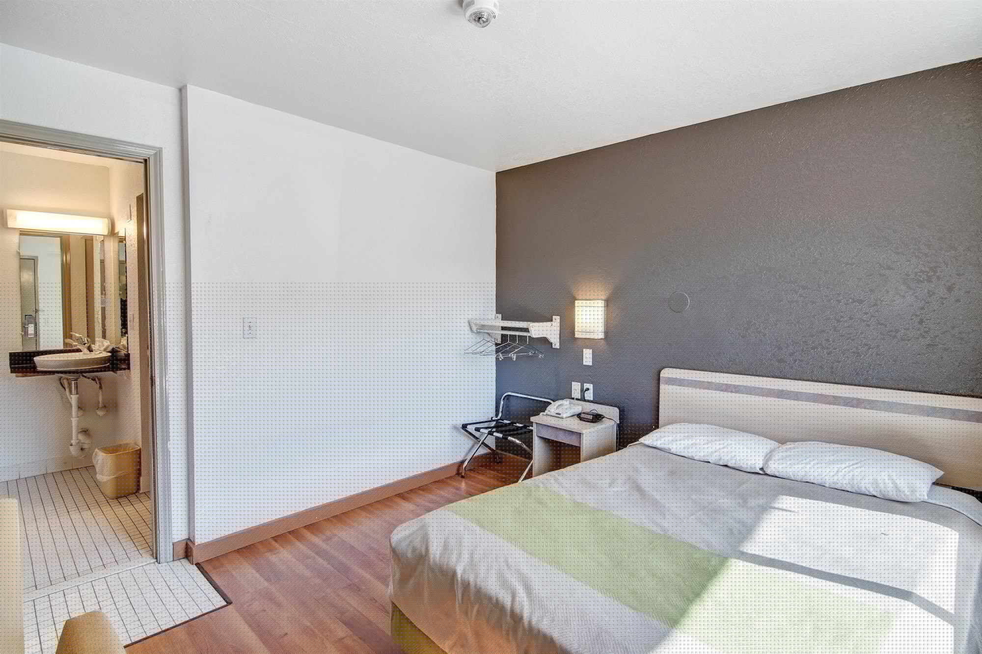 Фото Studio 6 Grand Prairie, Tx