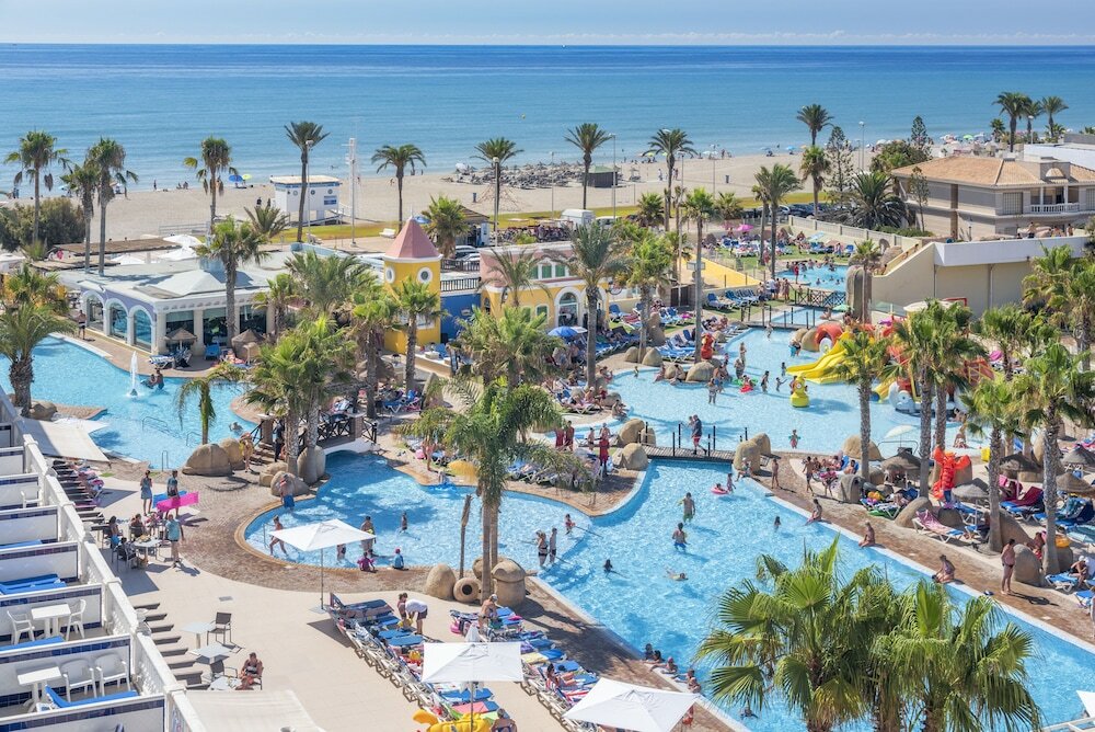 Фото Mediterráneo Bay Hotel & Resort