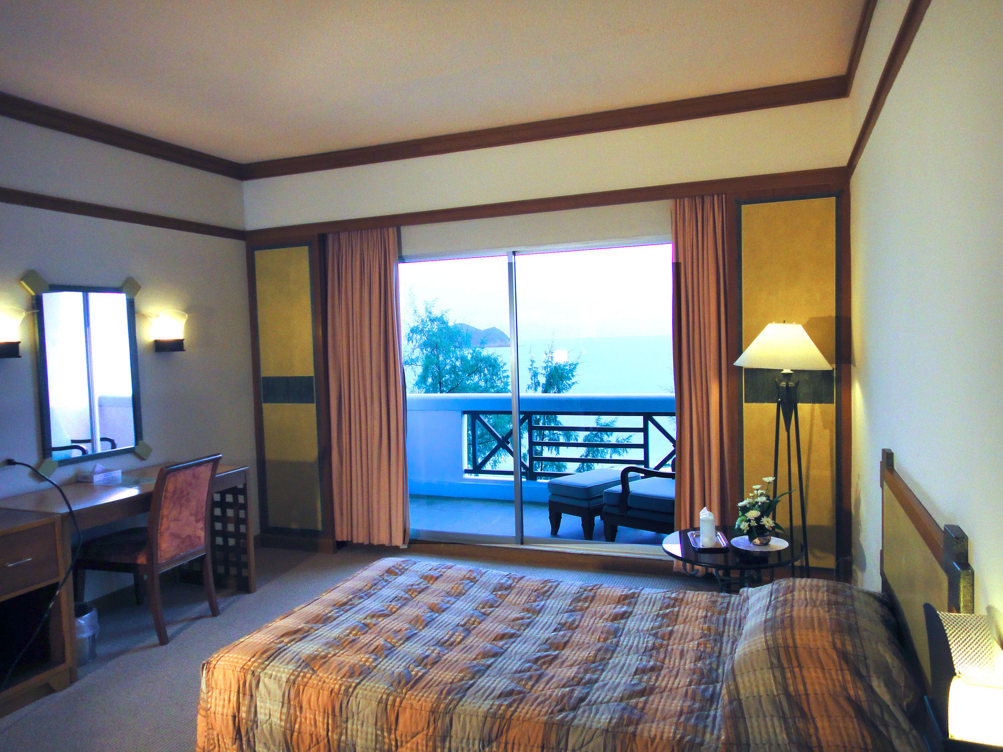 Фото BP Samila Beach Hotel & Resort