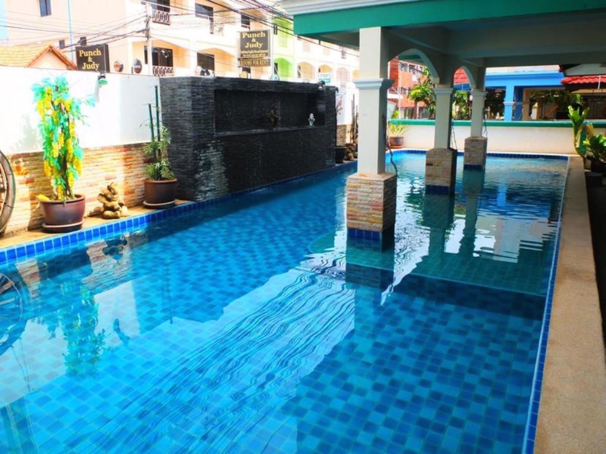 Фото The Caddy Shack