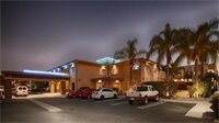 Фото Hotel d’Lins Ontario Airport