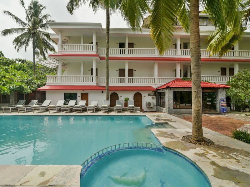 Гостиница Oyo 4977 Kristal Sands Beach Resort