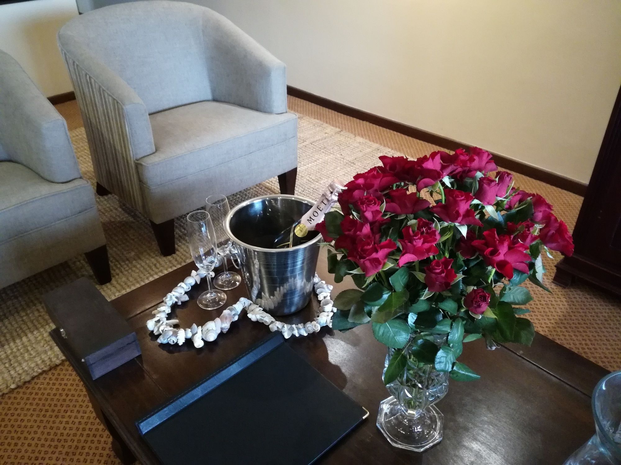 Фото Shangrila Manor - Adults Only