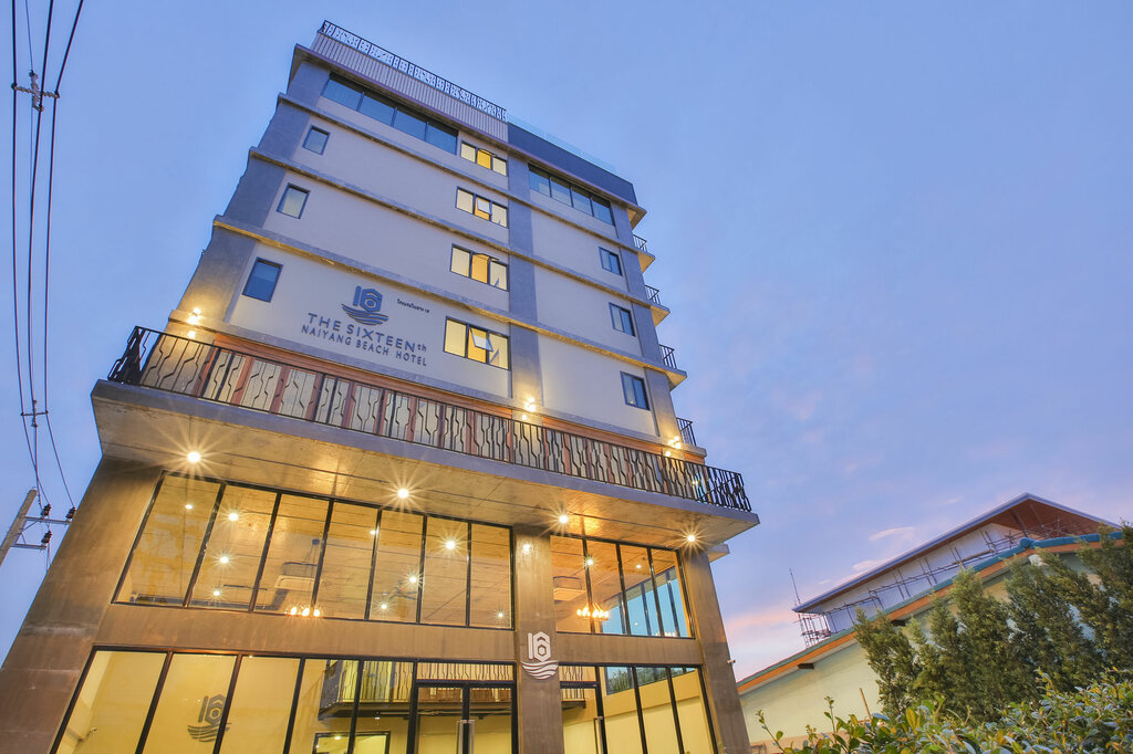 Hotel The Sixteenth Naiyang Beach Hotel, Phuket Province, photo