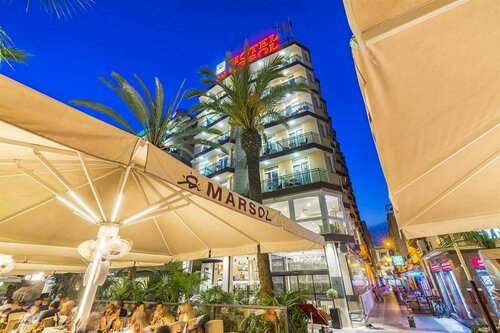 Гостиница Hotel Marsol в Льорет-де-Маре