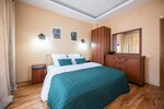 Five Stars (Svobody Street, 66), short-term housing rental