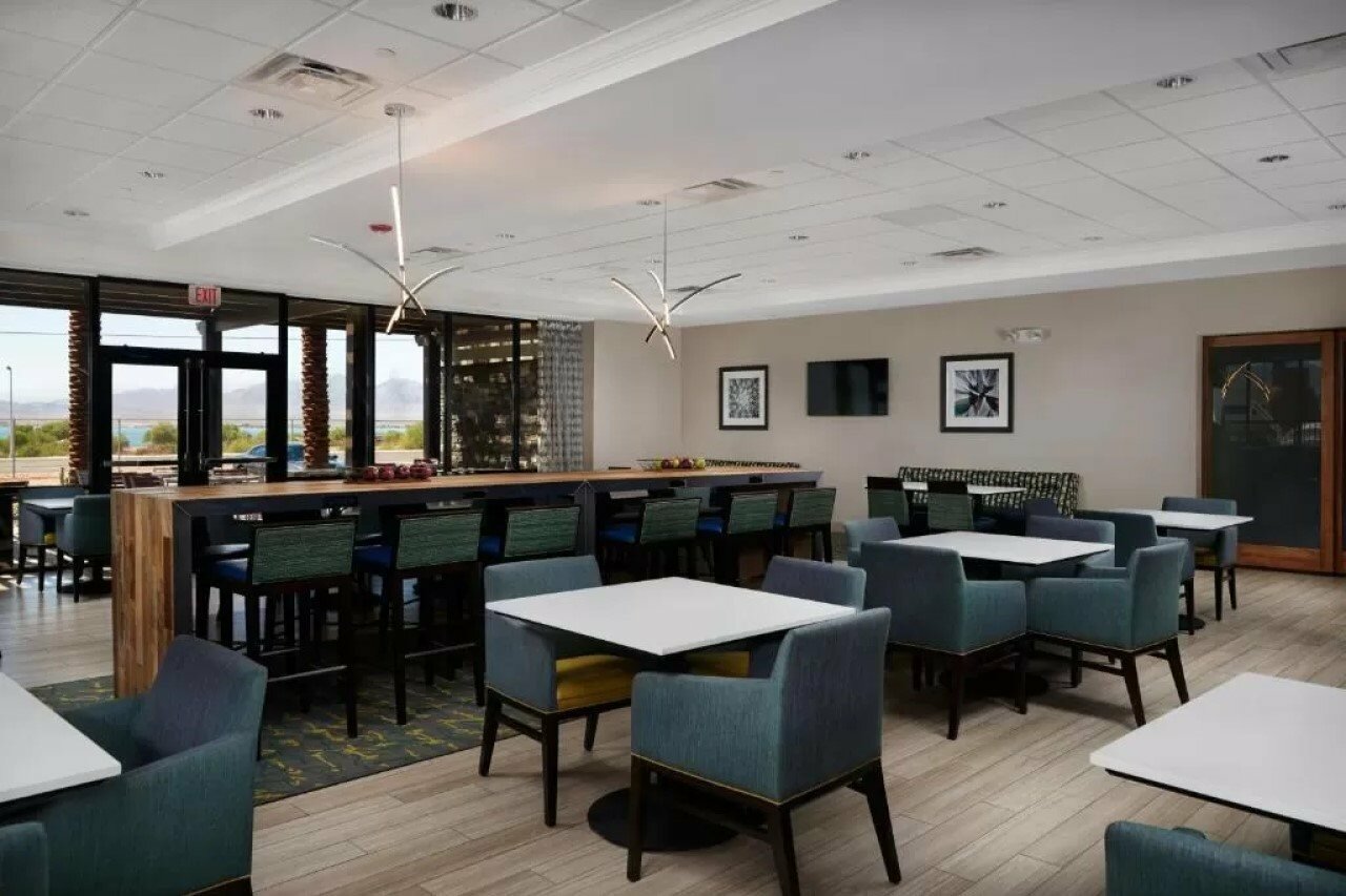 Фото Hampton Inn Lake Havasu City