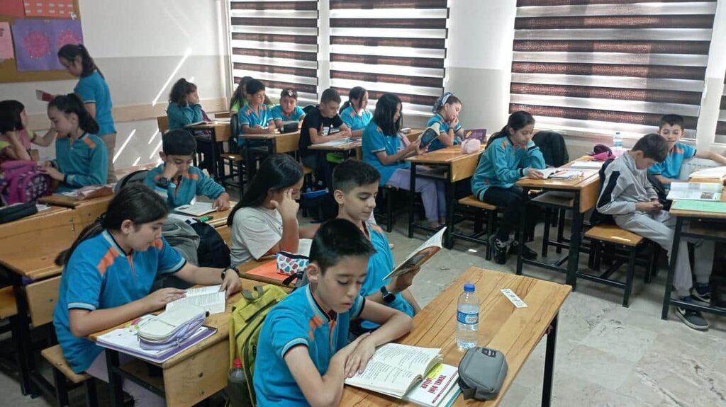 School Ataturk Middle School, Yahyali, photo