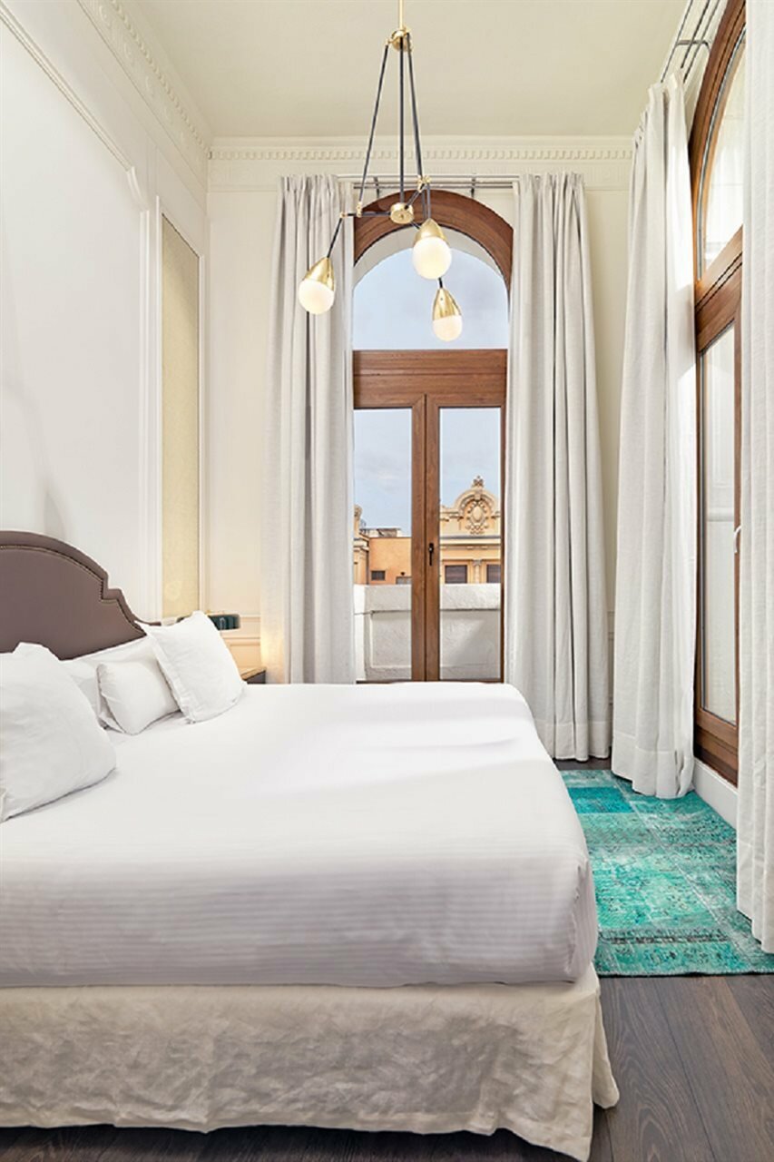 Фото H10 Villa de la Reina Boutique Hotel