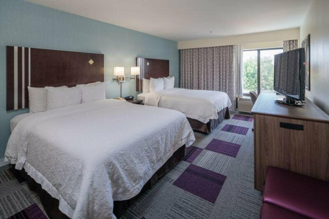 Фото Hampton Inn Livermore