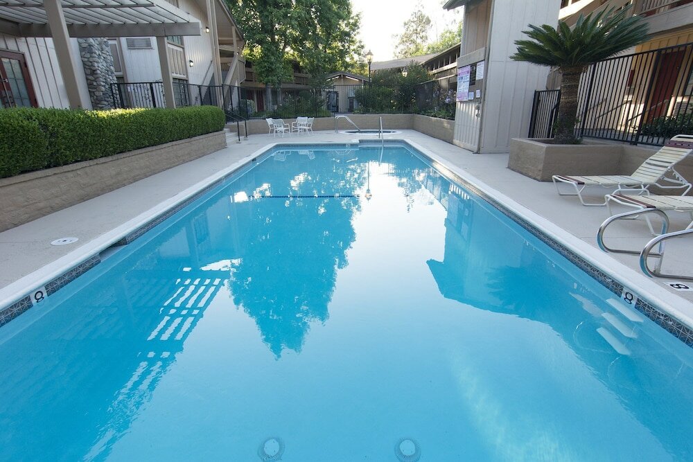 Фото Red Roof Inn San Dimas - Fairplex