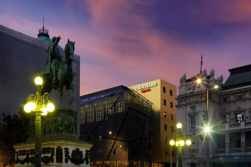 Гостиница Courtyard Marriott Belgrade City Center в Белграде