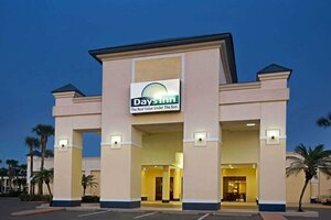 Гостиница Days Inn by Wyndham Orlando Airport Florida Mall