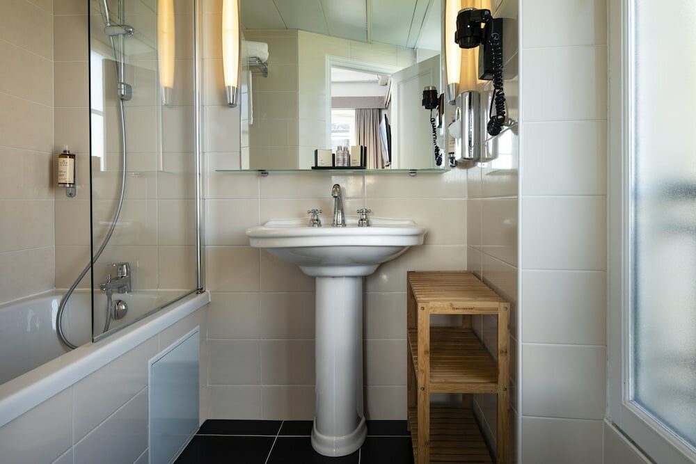 Фото Madeleine Plaza