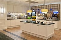 Фото Holiday Inn Express Hotel & Suites Indianapolis Dtn-Conv Ctr, an Ihg Hotel